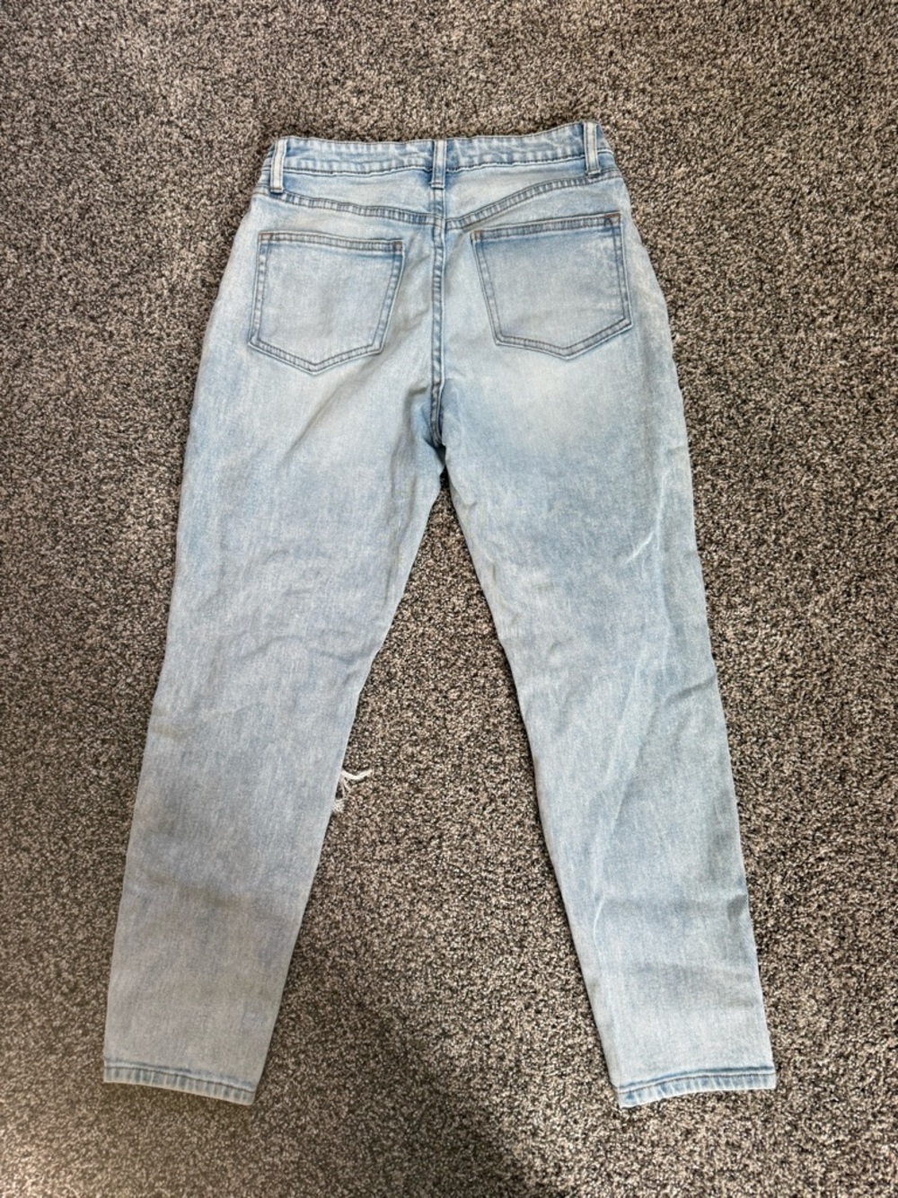 No Boundaries Women’s Light Blue Distressed Boyfriend Jeans Size 9 - Picture 4 of 4